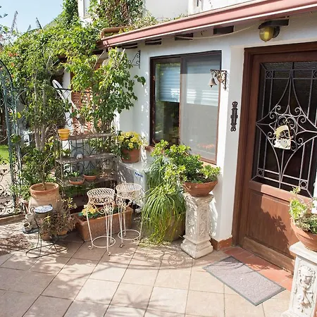 Van's Bed & Breakfast Cardillo