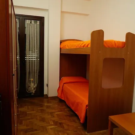 Bed & Breakfast Van's *